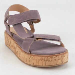 Mimi Alison Lavender Platform Sandals Size 7.5 New In Box